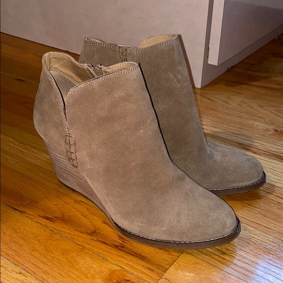 Lucky Brand Yimmie Wedge Bootie 